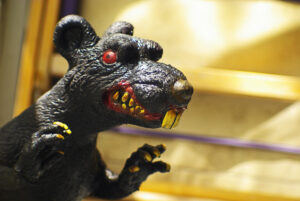 Décoration de rat noir pour Halloween